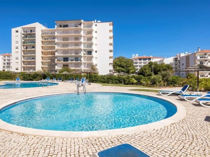 3 Bed 2 Bath Apartment With Pool In Lagos Algarve 76