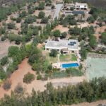 4 Bed Villa Plus Large Basement In Sao Bras Algarve