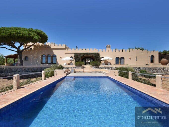 7 Bedroom Unique Villa In Santa Barbara de Nexe Algarve54