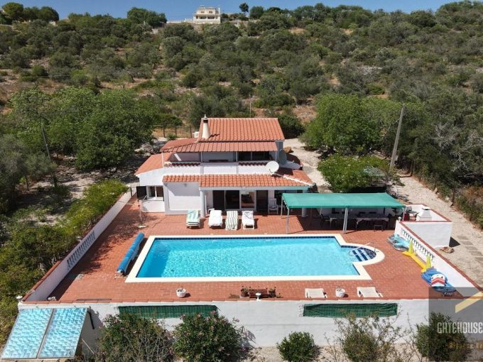 3 Bed Villa With Pool & 2400m2 Plot In Boliqueime Algarve 1