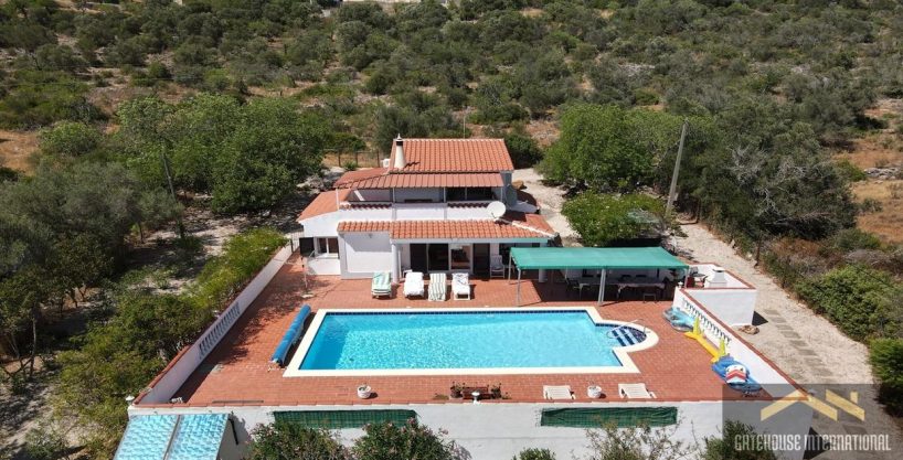 3 Bed Villa With Pool & 2400m2 Plot In Boliqueime Algarve 1