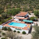 3 Bed Villa With Pool & 2400m2 Plot In Boliqueime Algarve