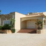 3 Bed Villa With Swimming Pool In Almancil Algarve