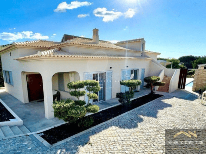 4 Bed Villa In Fonte Santa Almancil Algarve 4