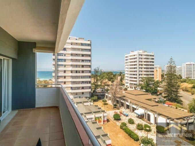 Beach Front Studio Apartment In Alvor Algarve 3