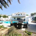 Detached 4 Bed Villa With Pool In Praia da Luz Algarve1