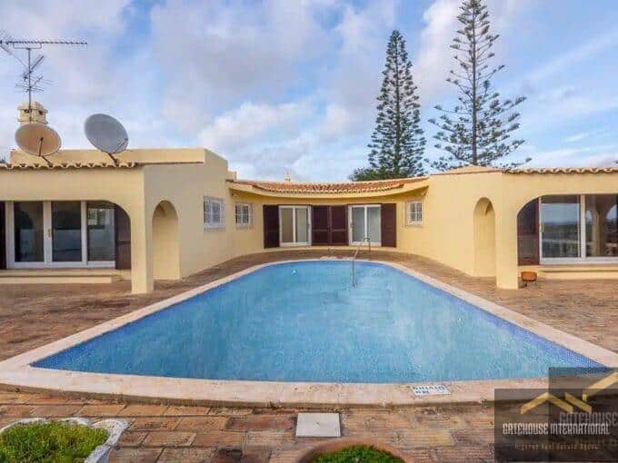 Sea View 3 Bed Detached Villa With Pool In Mosqueira Albufeira Algarve