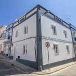3 Bed Renovated Townhouse With Lareg Roof Terrace In Lagoa Algarve 98
