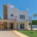 3 Bedroom Villa With Pool In Montinhos da Luz West Algarve