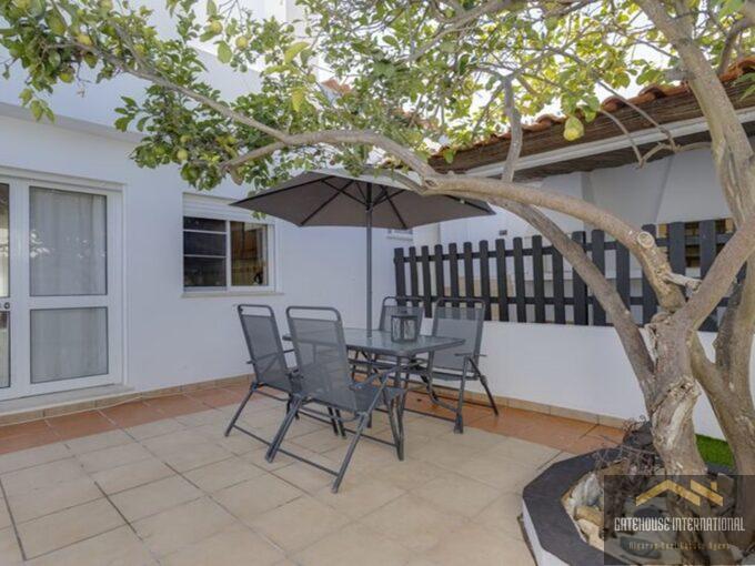 4 Bed Townhouse With Garden Near Lagos Algarve 11