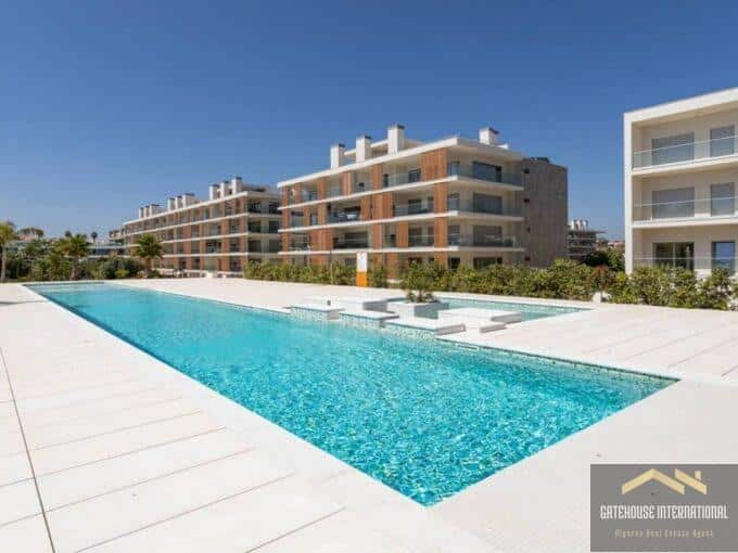 Ground Floor 2 Bed 2 Bath Modern Apartment In Albufeira Algarve 1