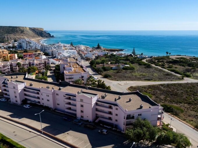 Sea View 3 bed Apartment In St James Praia da Luz Algarve 32