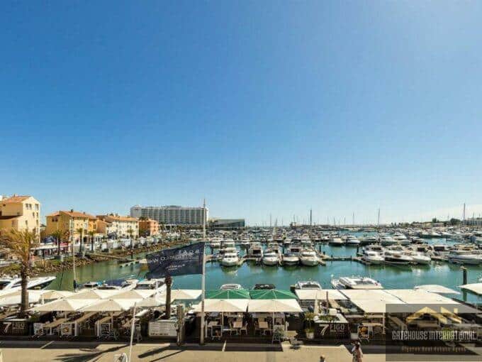 1 Bed Stylish Apartment Overlooking Vilamoura Marina For Sale E