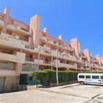 2 Bed Apartment With Pool & Garage Parking In Albufeira Algarve 09