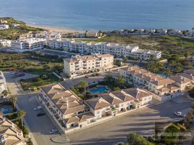 3 Bed Apartment In Porto do Mos Lagos Algarve For Sale 1a