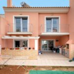 3 Bed Townhouse With Large Basement Garage In Boliquieme Algarve 1