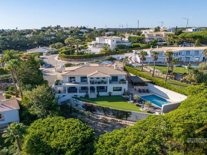 5 Bed Golf View Villa For Sale On Golfe Santo António Algarve 1