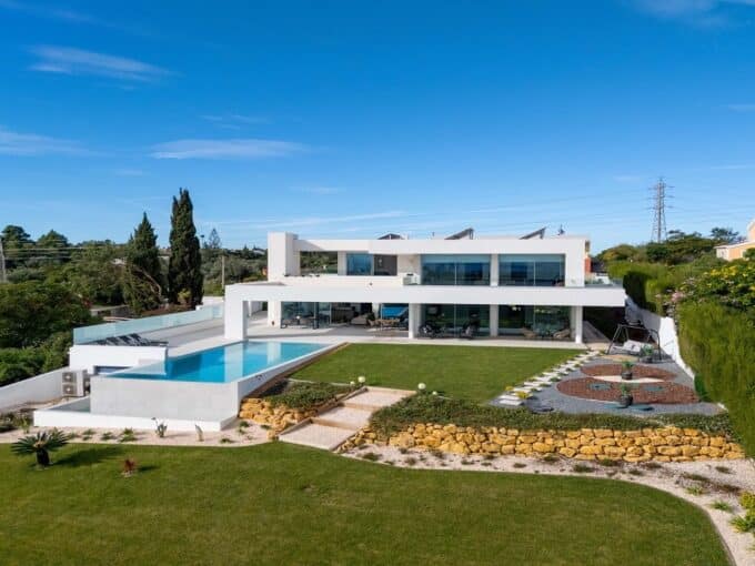 5 Bed Modern Villa For Sale In Lagos West Algarve 1