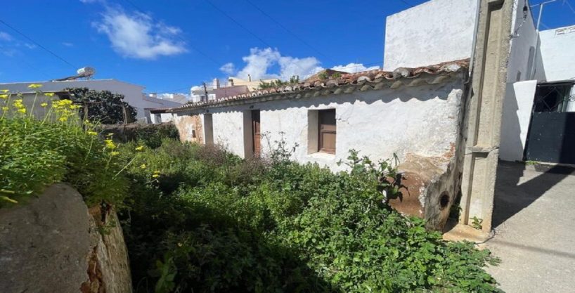 Property Ruin In Espiche Luz Algarve For Sale 4