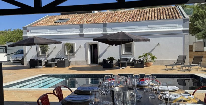5 Bed Traditional Renovated Villa In Sao Bras De Alportel Algarve 1