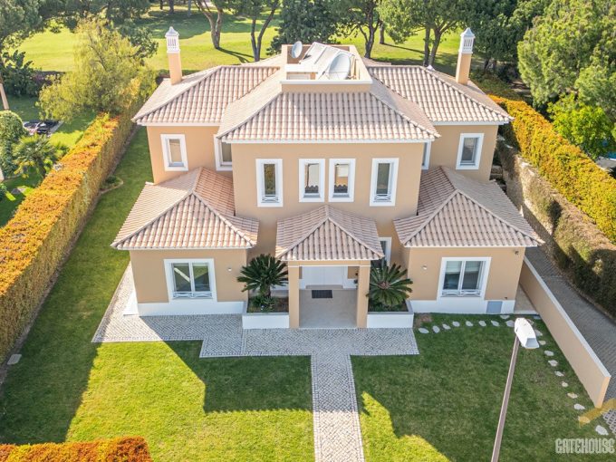 6 Bed Villa For Sale In Vila Sol Golf Resort Algarve 2