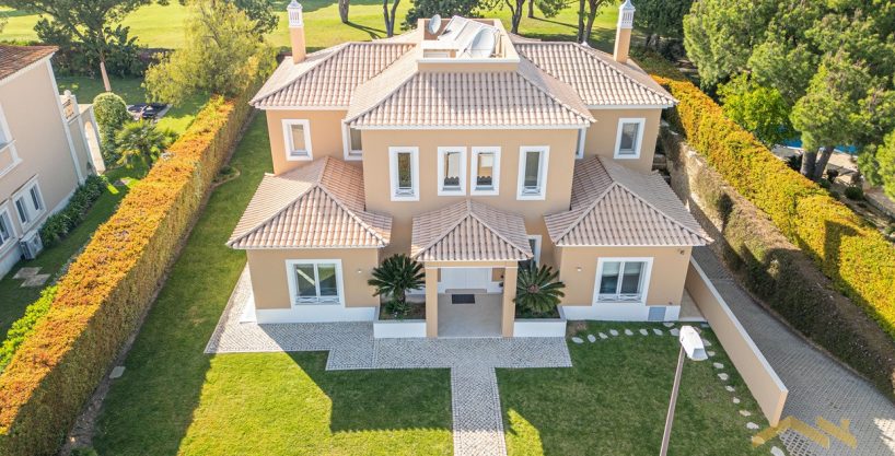 6 Bed Villa For Sale In Vila Sol Golf Resort Algarve 2