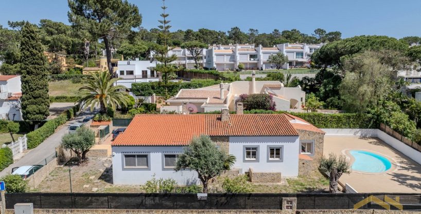 Large 3 Bed Villa Next To The Golf Course In Vilamoura Algarve 3