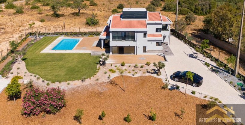 Renovated 4 Bed Villa For Sale In Fonte Santa Near Vale do Lobo65