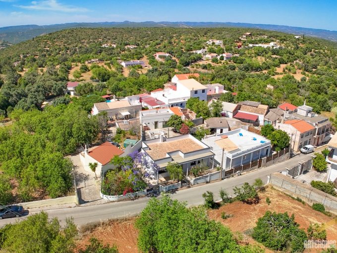 3 Bed Renovated House With Annexe In Loule Algarve 4