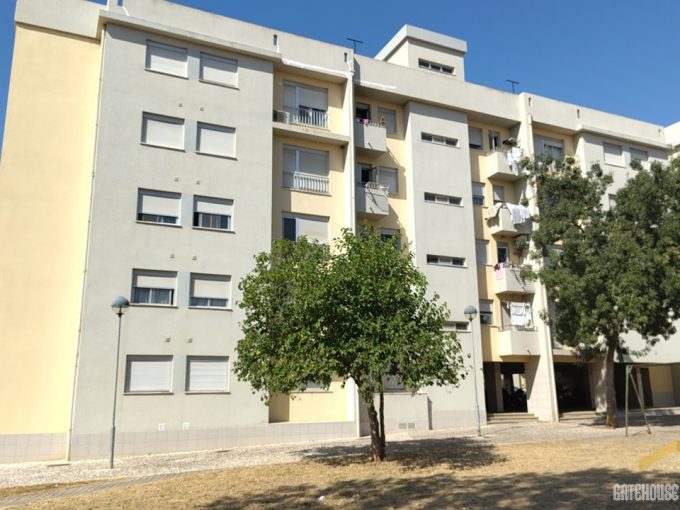 4 Bed Apartment With Views For Sale In Olhao Algarve 1