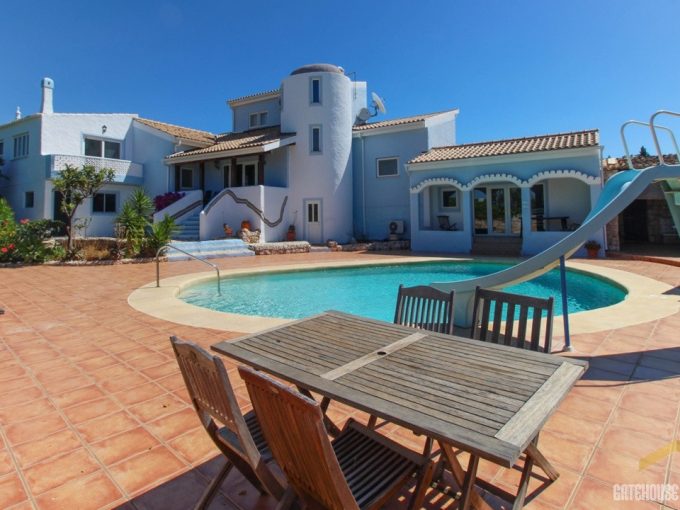 Algarve 4 Bed Villa With Pool Close To Carvoeiro Centre 1