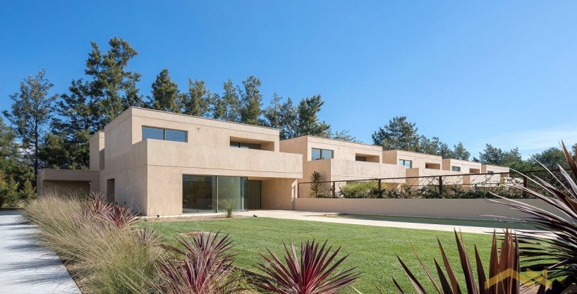 Brand New Modern Style 4 Bedroom Villa In Vilamoura Algarve 1