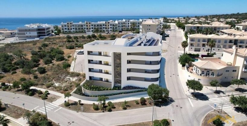 Porto de Mos Lagos Algarve Brand New 2 Bed Apartment 1
