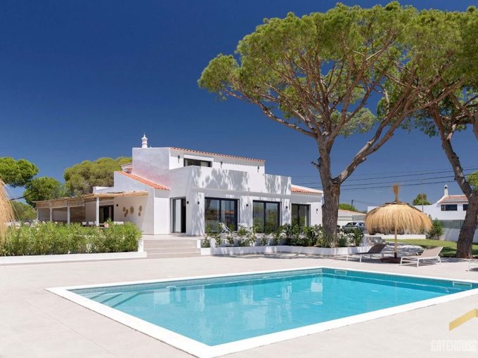 Renovated 5 Bed Villa In Ferrarias South Almancil Algarve 1