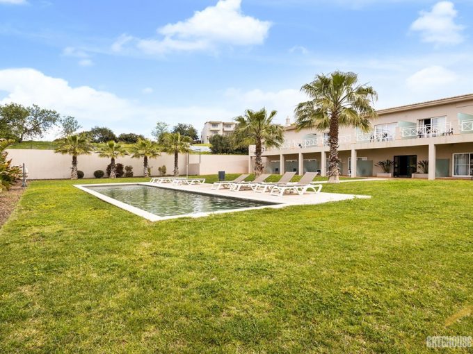 2 Bed Studio In Gramacho Residences Resort Carvoeiro Algarve 1