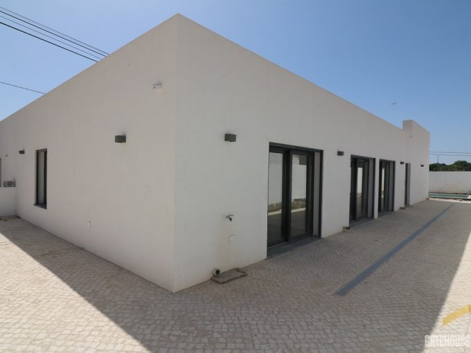 3 Bed New Villa In Sao Bras de Alportel 1