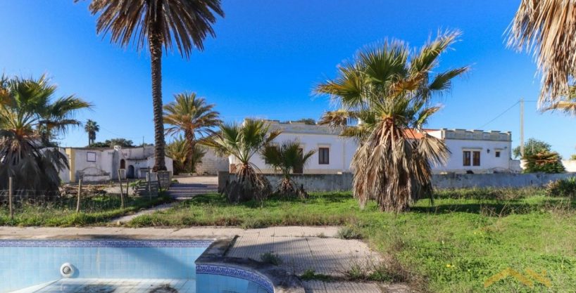 4 Bed Farmhouse With Land For Renovation In Silves Algarve 1