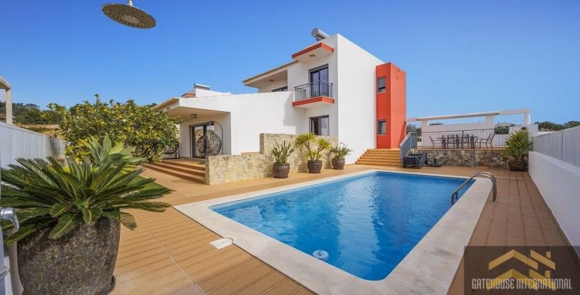 4 Bed Modern Villa With Pool In Loule Algarve 1