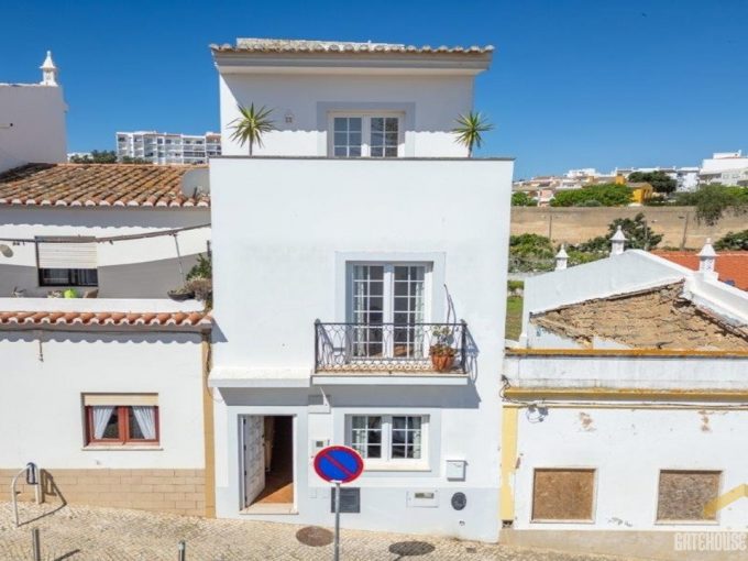 4 Bed Townhouse In Lagos City Algarve 1