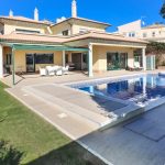4 Bed Villa Near Albufeira Beach Algarve 1