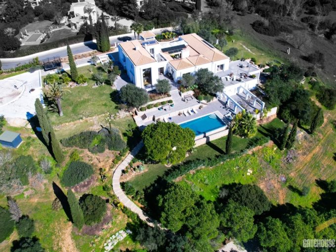 5 Bed Luxury Villa Plus 3 Bed Farmhouse In Carvoeiro Algarve 1
