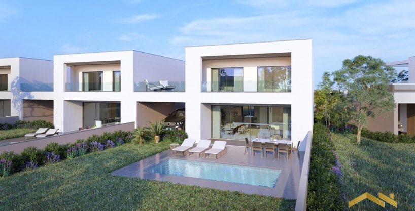 Brand New 3 Bed Linked Villa In Quarteira Algarve 1