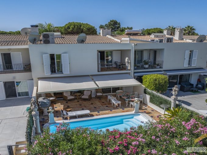 Golf Front 4 Bed Townhouse With Pool In Vilamoura Algarve 1