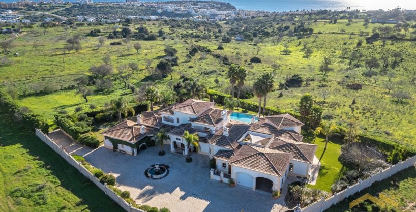 Luxury West Algarve Villa Near Porto do Mos Beach 2