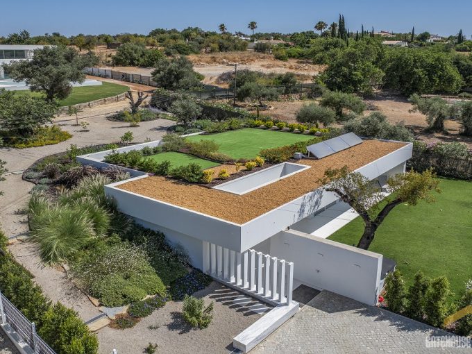 Modern Contemporary 3 Bed Villa In Almancil Algarve 1