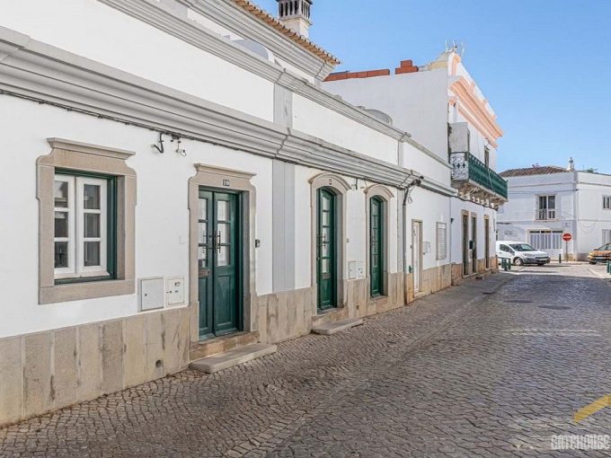 Renovated 2 Bed Traditional Townhouse In Sao Bras De Alportel Portugal