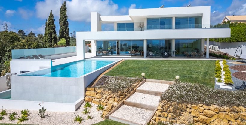 Sea View Villa For Sale In Lagos Algarve 1