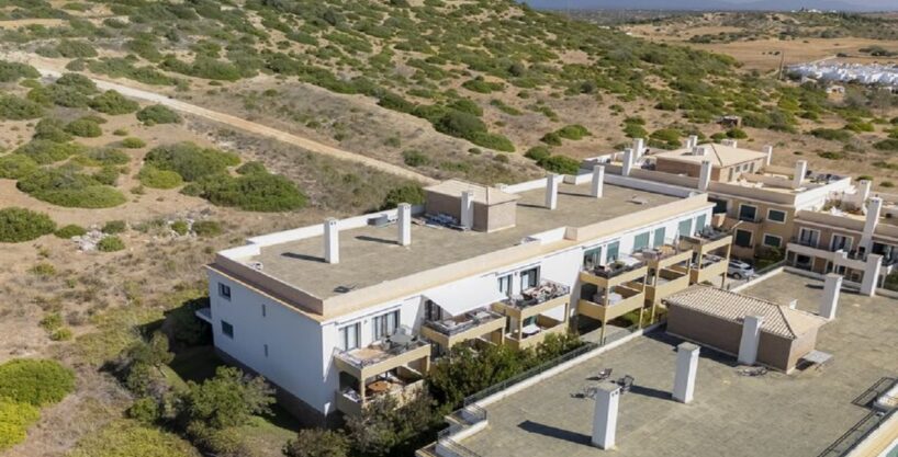 2 Bed Apartment In Domus Iberica Complex Burgau Algarve 1