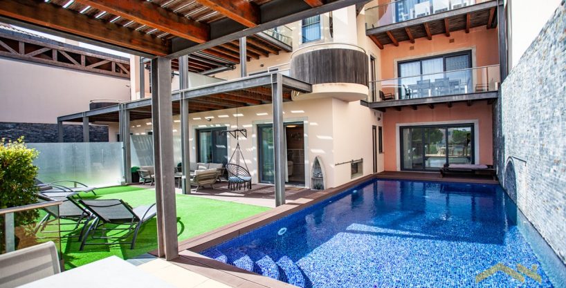 3 Bed Apartment With Pool In Vale do Lobo Algarve 1