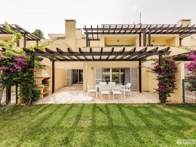 3 Bed Townhouse In Vilamoura Algarve For Sale 1